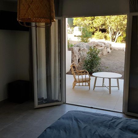 Les Terrasses D'Arutoli Bed & Breakfast ปอร์โต-เวคคีโอ ภายนอก รูปภาพ